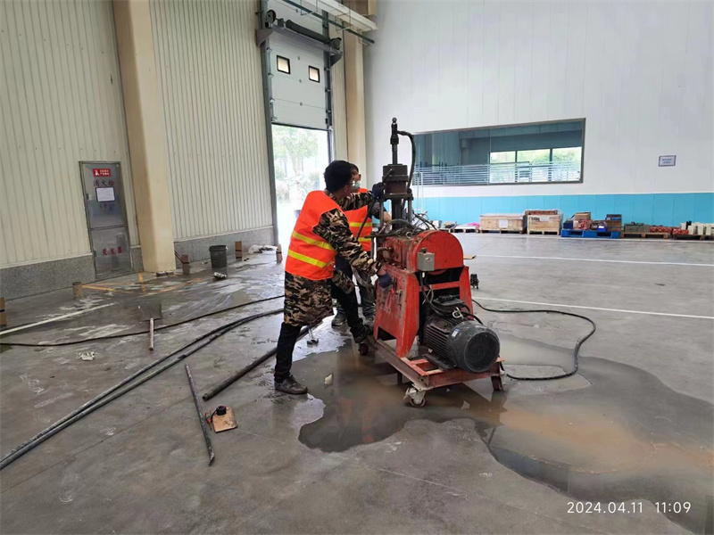 九龙坡厂房地面下沉塌陷注浆加固施工